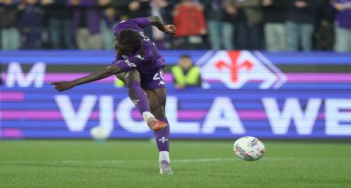 بمساعدة دي خيا.. مويس كين يكمل الهاتريك الأول مع فيورنتينا (فيديو)